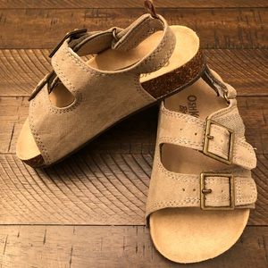 Boys Osh Kosh Suede Buckle Sandal w/ Heel Strap, 9